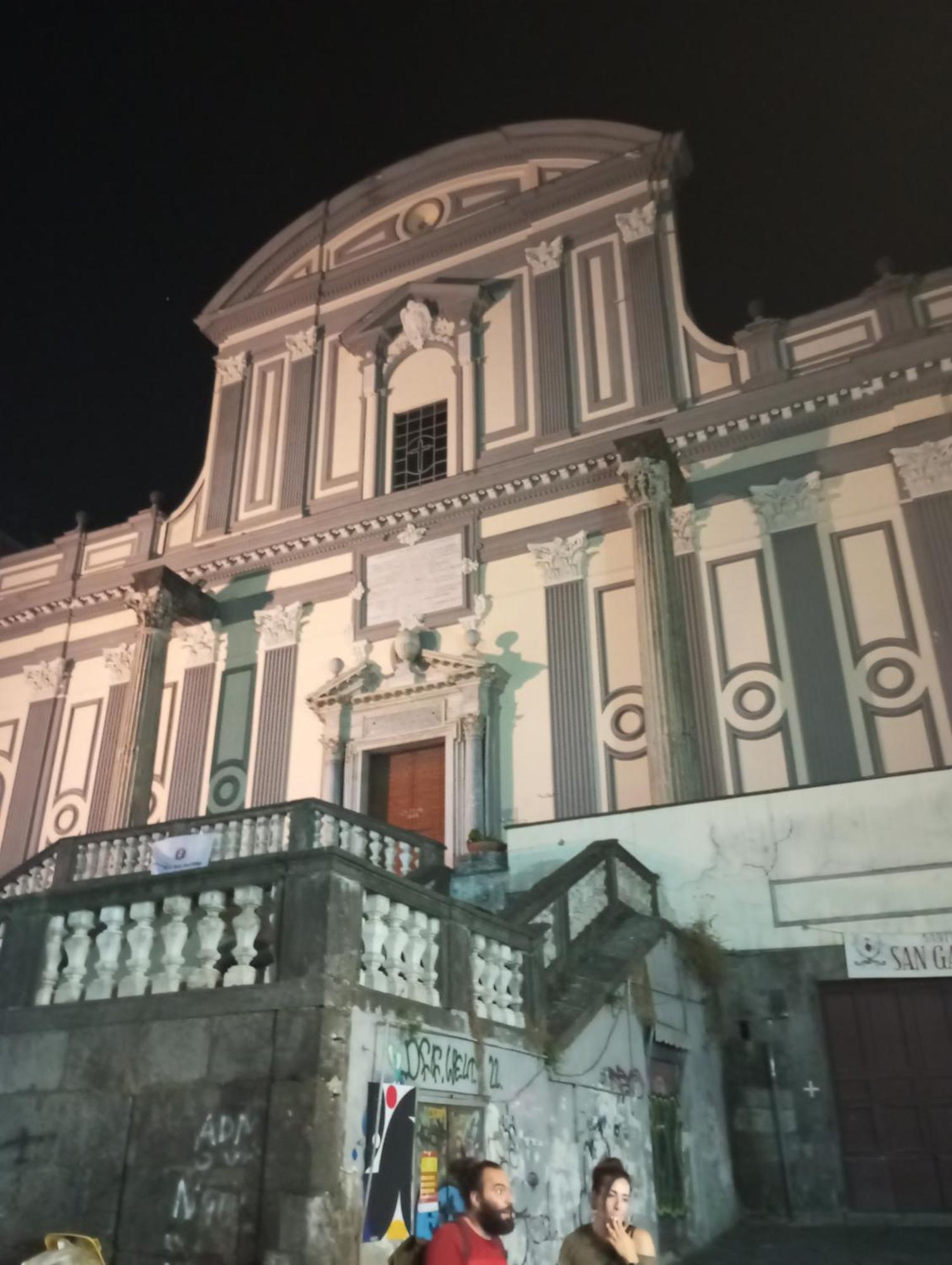 San Petrillo Apartment Napoli Bagian luar foto